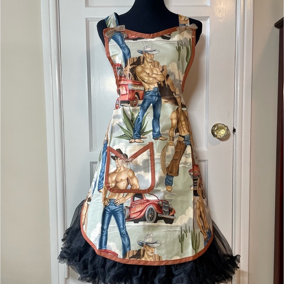Retro Handcrafted Cowboy Apron - Picture 1 of 7